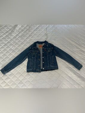 Levi Original Trucker Jacket - Medium Wash -Size Medium